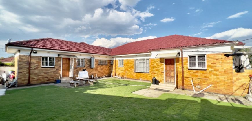 Your Oasis Awaits: Delville Gem with Income Potential, Spacious Interiors, and Ample Parking – A Family Haven in Germiston!