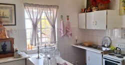 Smart 2 Bedroom Semi Detached house in Bezuidenhout Valley.