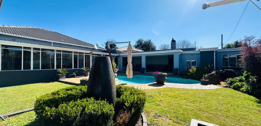 3 Bedroom House for Sale in Primrose