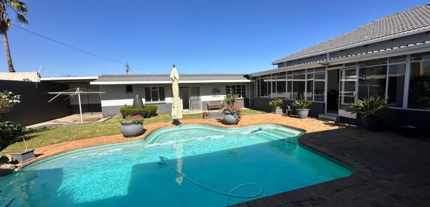 3 Bedroom House for Sale in Primrose