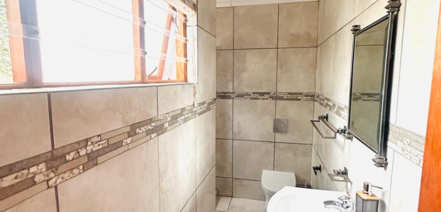 3 Bedroom House for Sale in Kensington