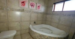 3 Bedroom House for Sale in Kensington