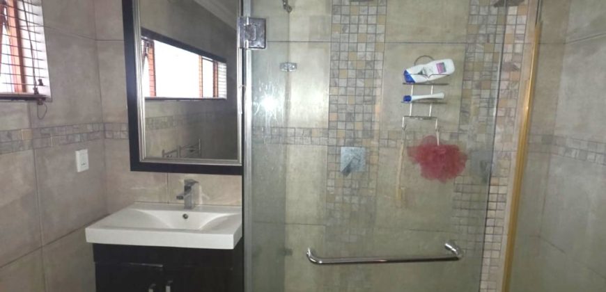 3 Bedroom House for Sale in Kensington