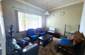 4 Bedroom House for Sale in Kensington