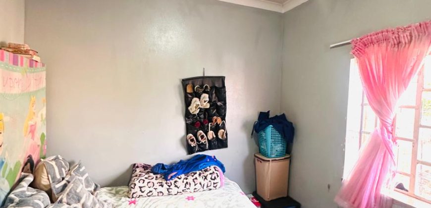 3 Bedroom House for Sale in Primrose East