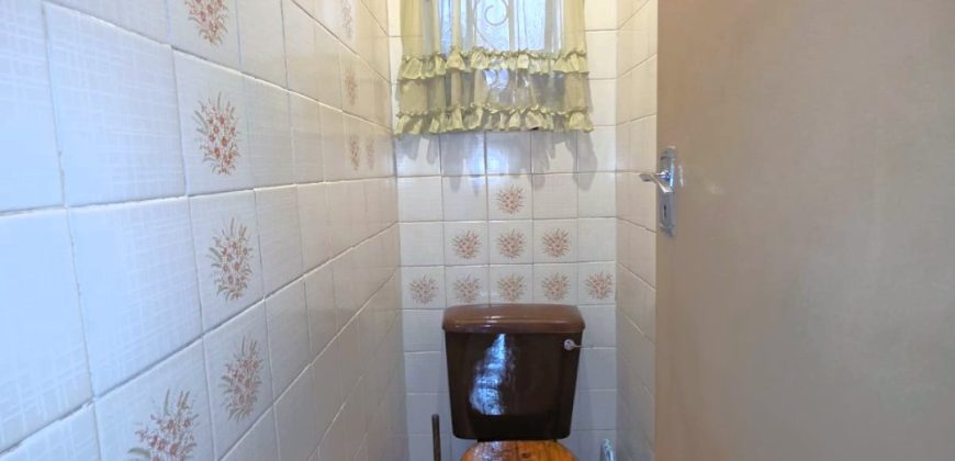 3 Bedroom House for Sale in Bezuidenhout Valley