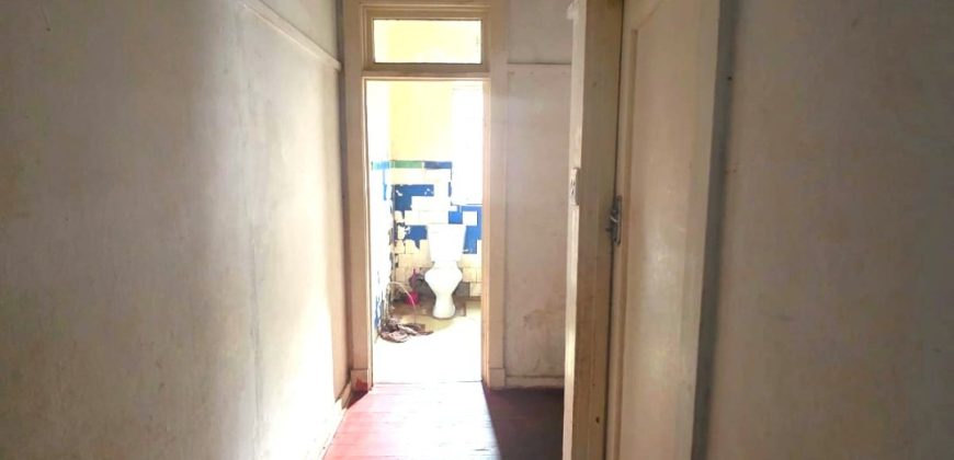 11 Bedroom House for Sale in Bezuidenhout Valley