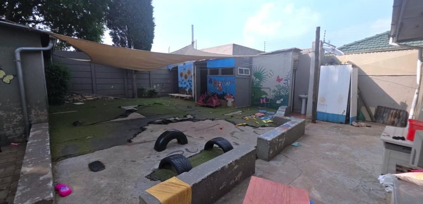 4 Bedroom House for Sale in Kensington