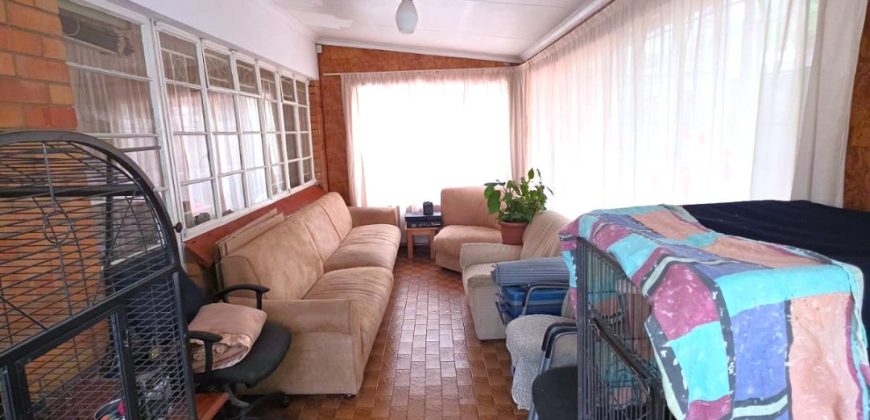 3 Bedroom House for Sale in Bezuidenhout Valley