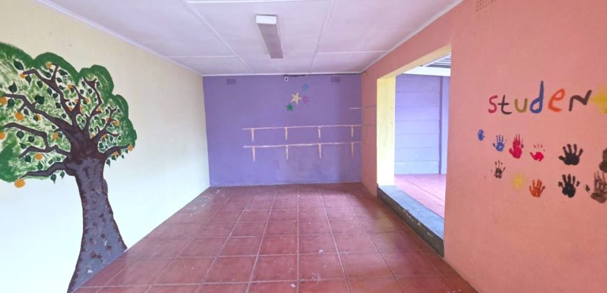 4 Bedroom House for Sale in Kensington