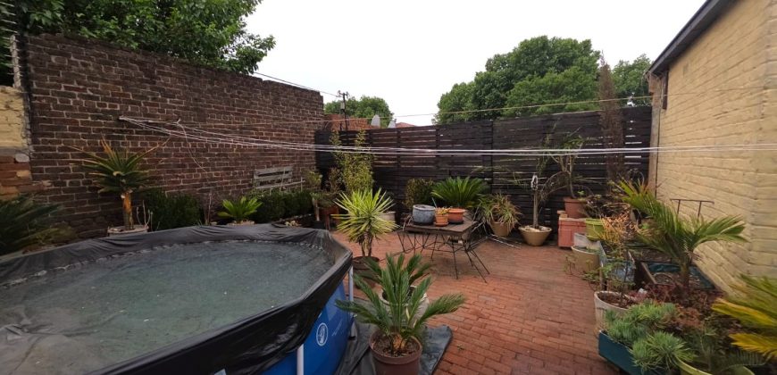 3 Bedroom House for Sale in Bezuidenhout Valley