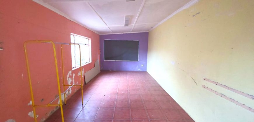 4 Bedroom House for Sale in Kensington