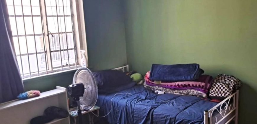 3 Bedroom House for Sale in Malvern