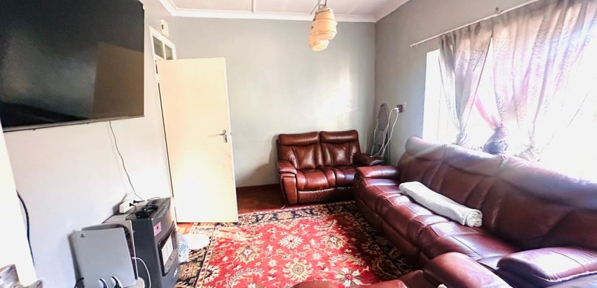 3 Bedroom House for Sale in Primrose East