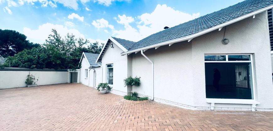 Excellent investment property plus Borehole in Bedfordview.