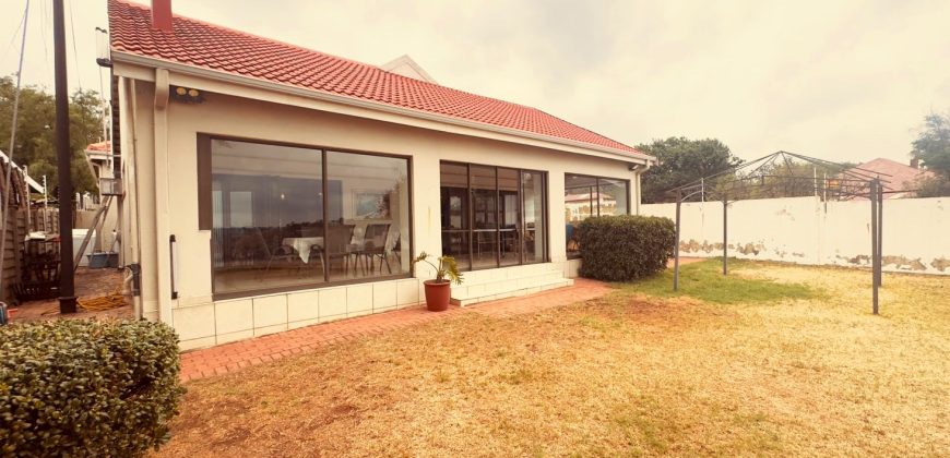 3 Bedroom House for Sale in Kensington