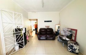 3 Bedroom House for Sale in Lorentzville