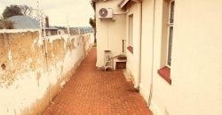 3 Bedroom House for Sale in Kensington