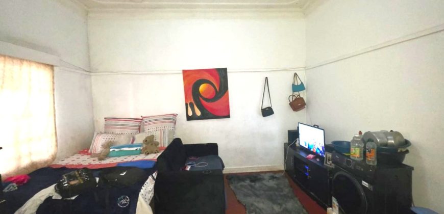 11 Bedroom House for Sale in Bezuidenhout Valley