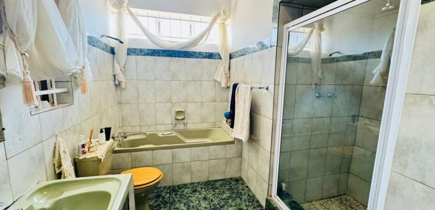 4 Bedroom House for Sale in Observatory