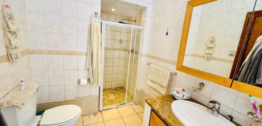 4 Bedroom House for Sale in Observatory