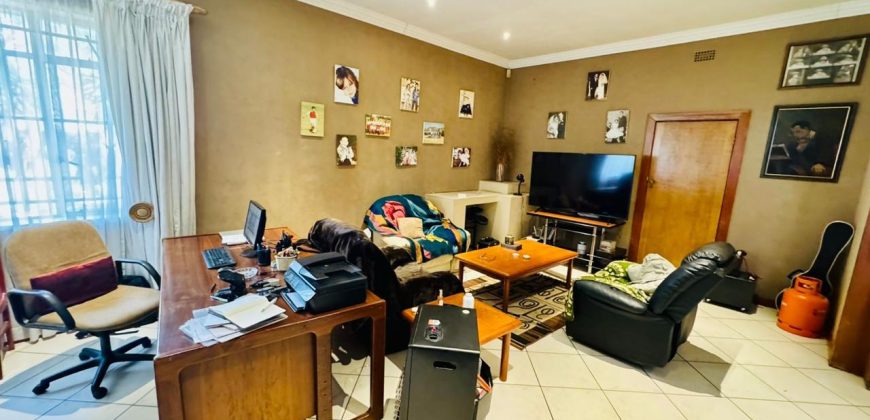 4 Bedroom House for Sale in Observatory