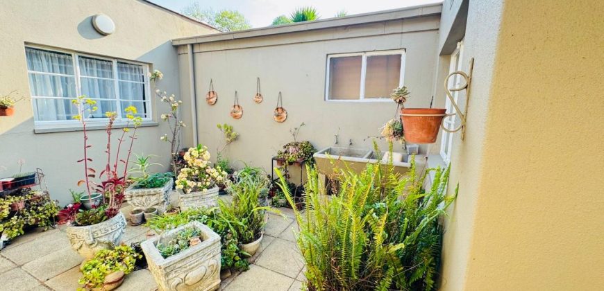 4 Bedroom House for Sale in Observatory