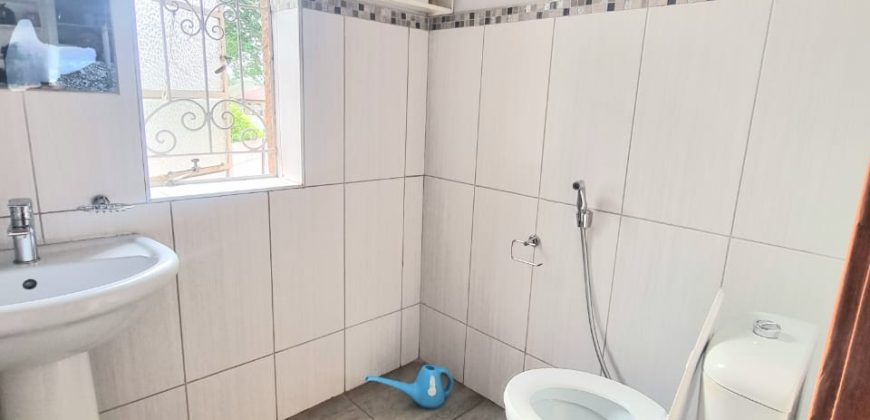 3 Bedroom House for Sale in Kensington