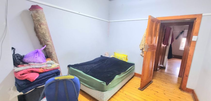 3 Bedroom House for Sale in Kensington