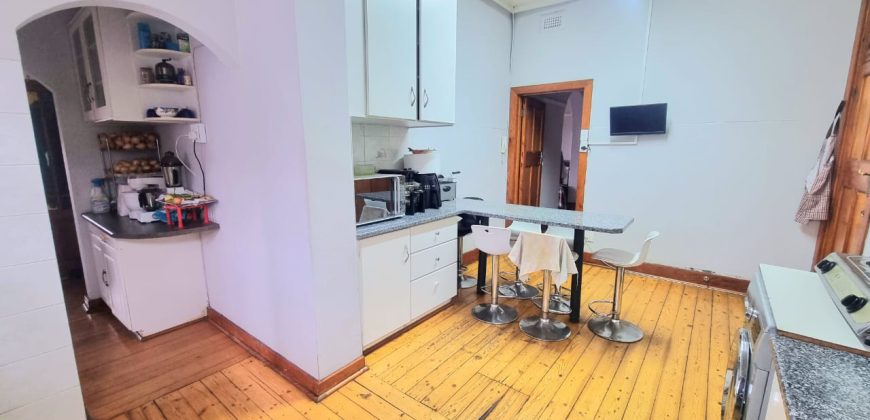 3 Bedroom House for Sale in Kensington