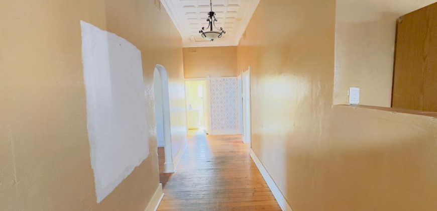 3 Bedroom House for Sale in Kensington