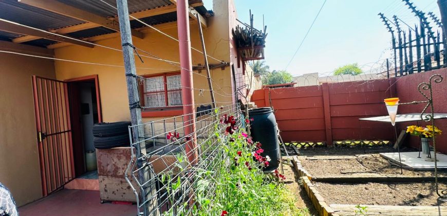 4 Bedroom House for Sale in Primrose East