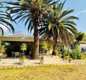 4 Bedroom House for Sale in Observatory