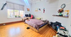 3 Bedroom House for Sale in Kensington