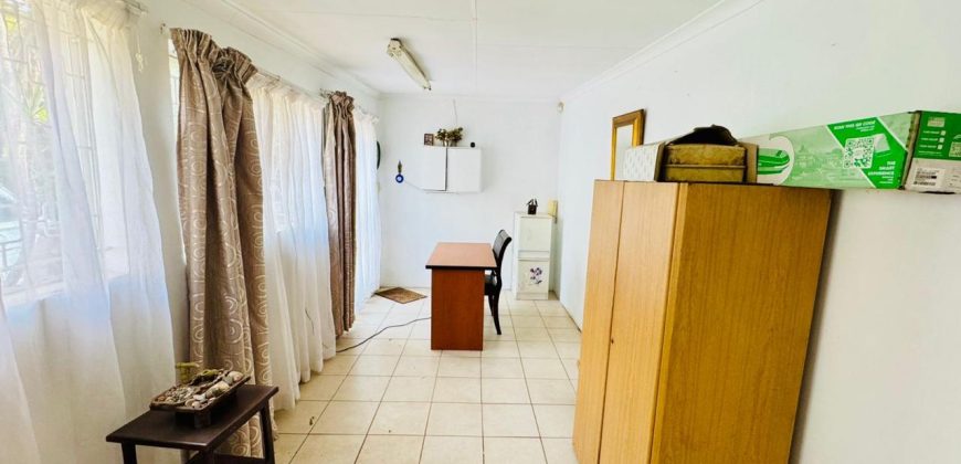 4 Bedroom House for Sale in Observatory