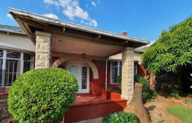 3 Bedroom House for Sale in Kensington