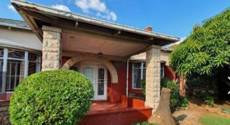 3 Bedroom House for Sale in Kensington