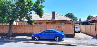 4 Bedroom House for Sale in Sunnyridge