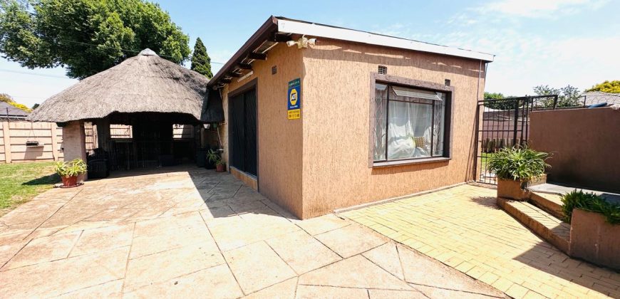 3 Bedroom House for Sale in Primrose