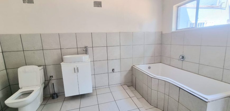 3 Bedroom House for Sale in Bezuidenhout Valley