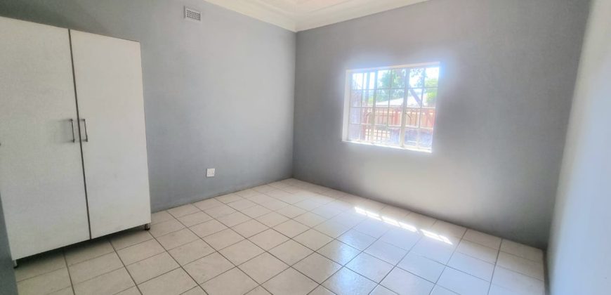 3 Bedroom House for Sale in Bezuidenhout Valley