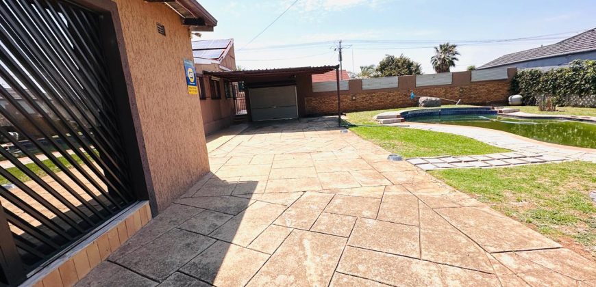 3 Bedroom House for Sale in Primrose