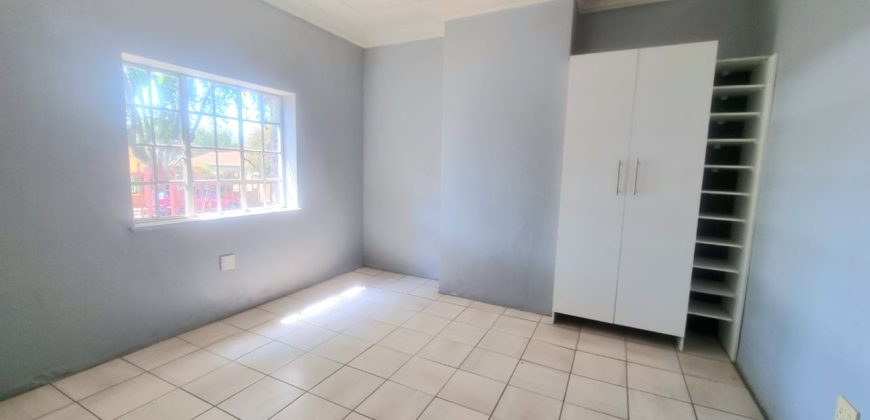 3 Bedroom House for Sale in Bezuidenhout Valley
