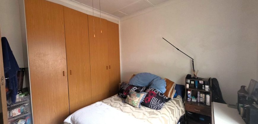 3 Bedroom House for Sale in Bezuidenhout Valley