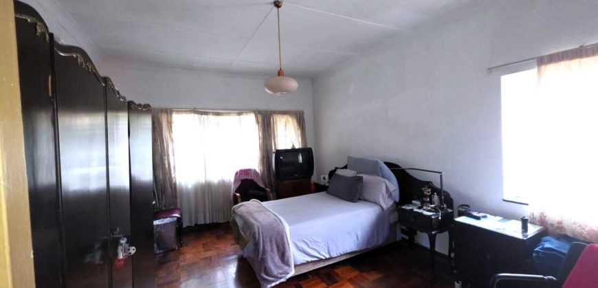 3 Bedroom House for Sale in Bezuidenhout Valley