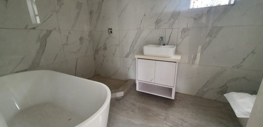 Delightful and sophisticated cluster in Bedfordview.