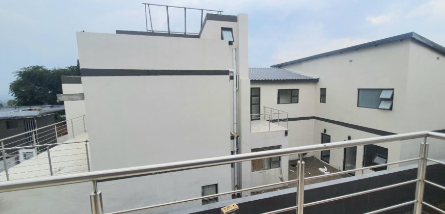 Delightful and sophisticated cluster in Bedfordview.