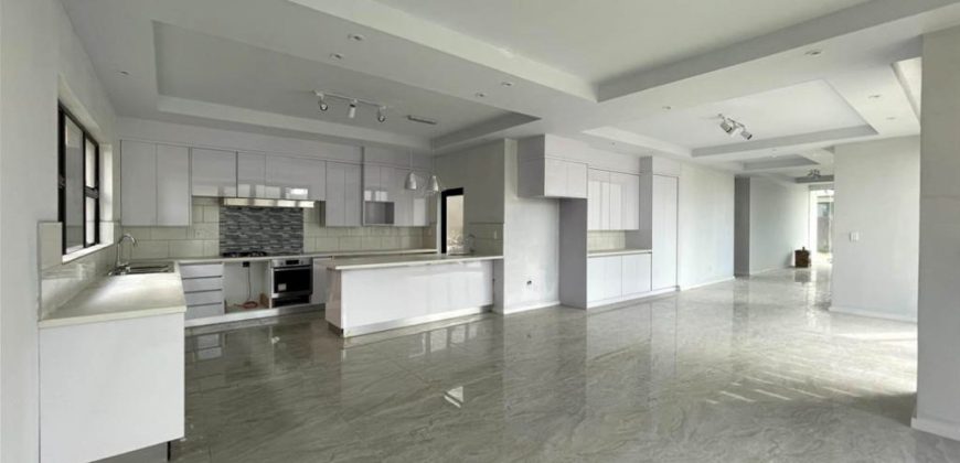 Delightful and sophisticated cluster in Bedfordview.