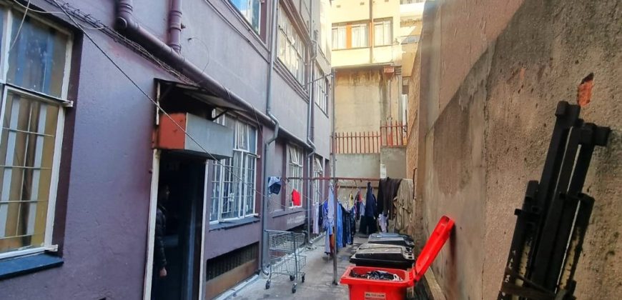 RARE OPPURTUNITY FOR INVESTORS AND ENTREPRENEURS – GOOD ROI – (RETURN ON INVESTMENT)