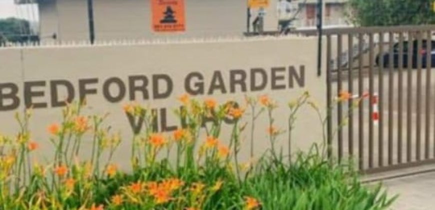 A place of paradise in your hands